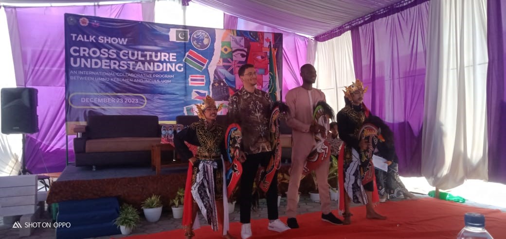UMNU Kebumen hadirkan 5 Native Speakers dari 5 Negara sebagai Pertukaran Budaya Internasional melalui Project Based Learning mata kuliah CCU (Cross Cultural Understanding)